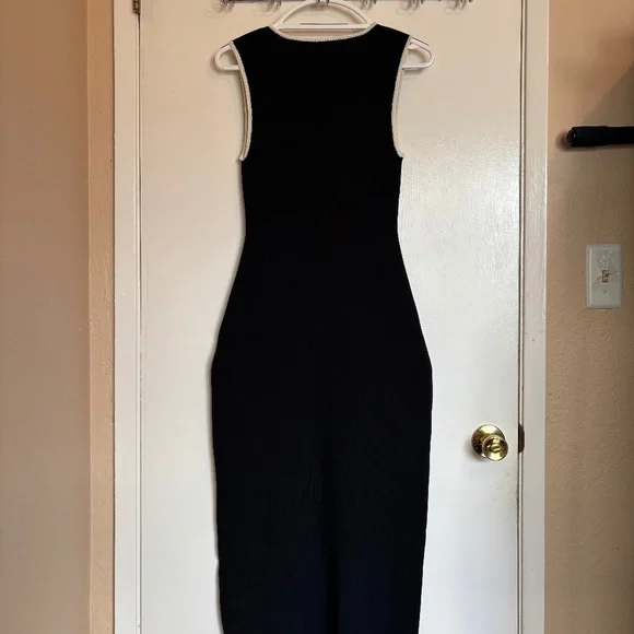 Midi Black Sweater Dress Size Large - Picture 3 of 7